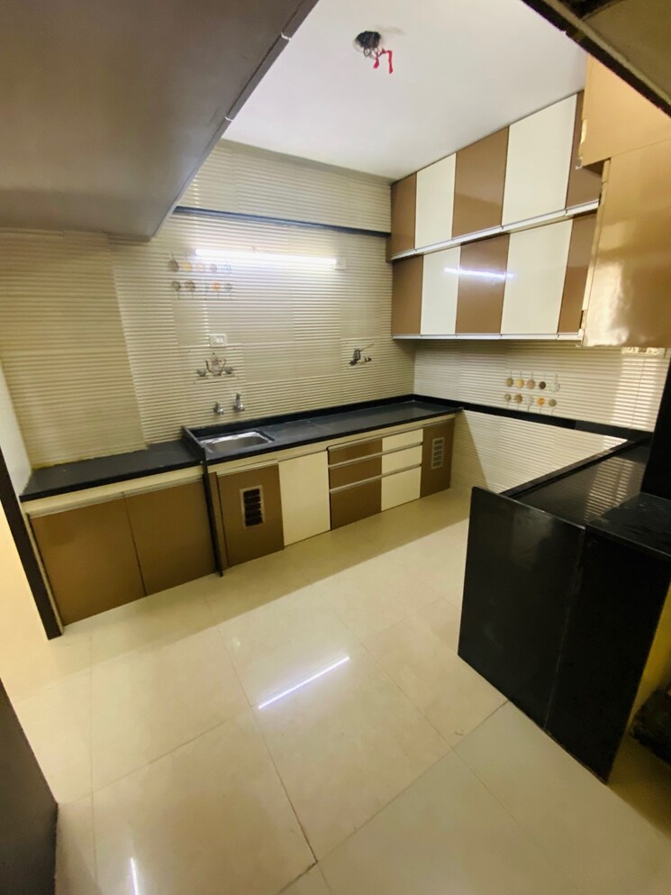 Kitchen, archana-hill-town 3 Bedroom 1500 Sq.Ft. Apartment In Kondhwa Pune 5098573