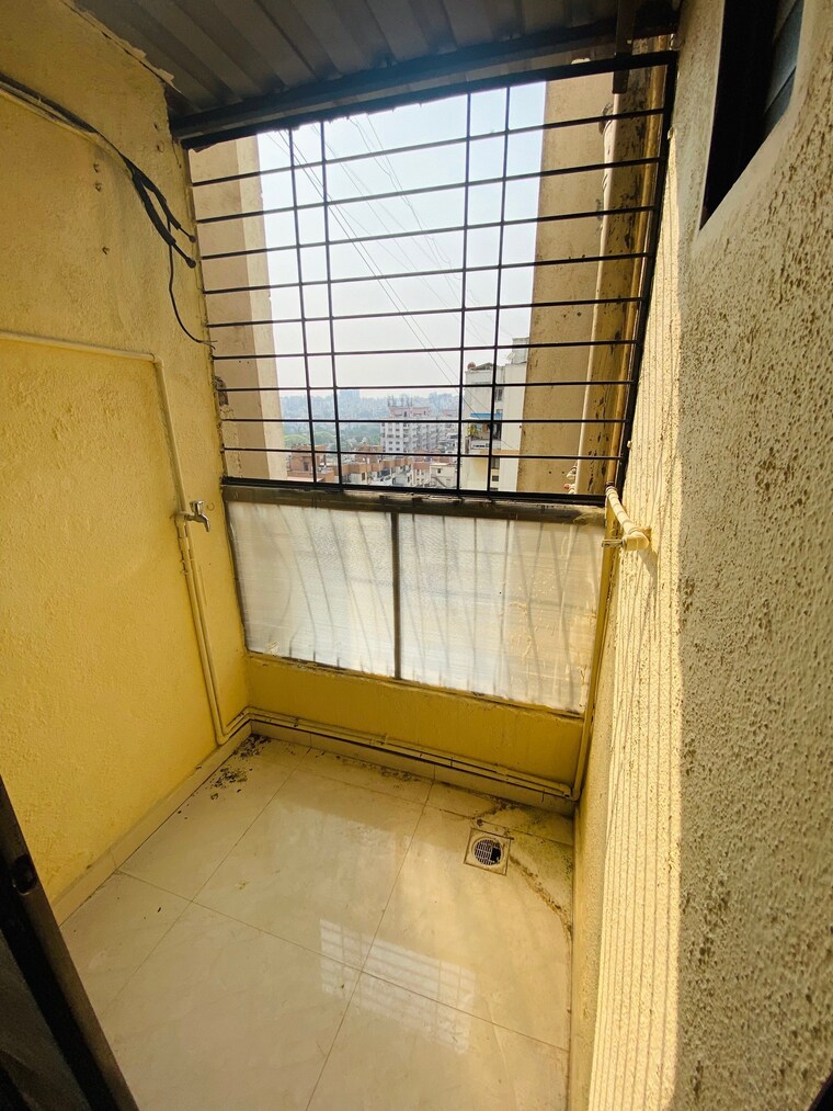 Balcony, archana-hill-town 3 Bedroom 1500 Sq.Ft. Apartment In Kondhwa Pune 5098573