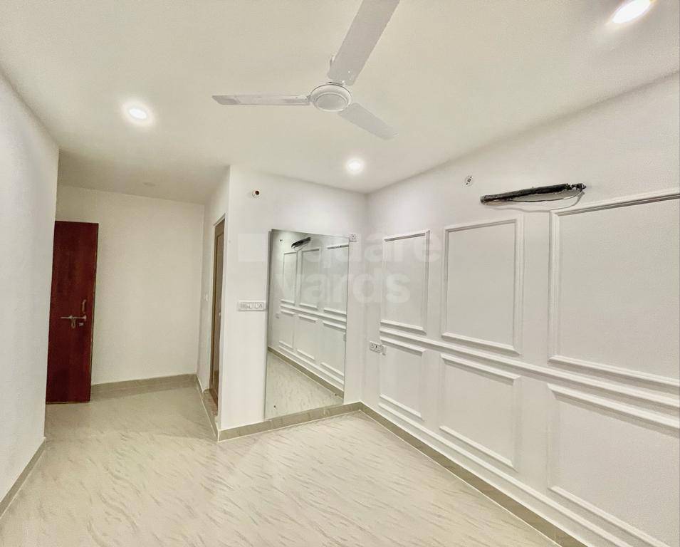 Rental 3 Bedroom 1500 Sq.Ft. Apartment in Ansal API Olympus Lake View