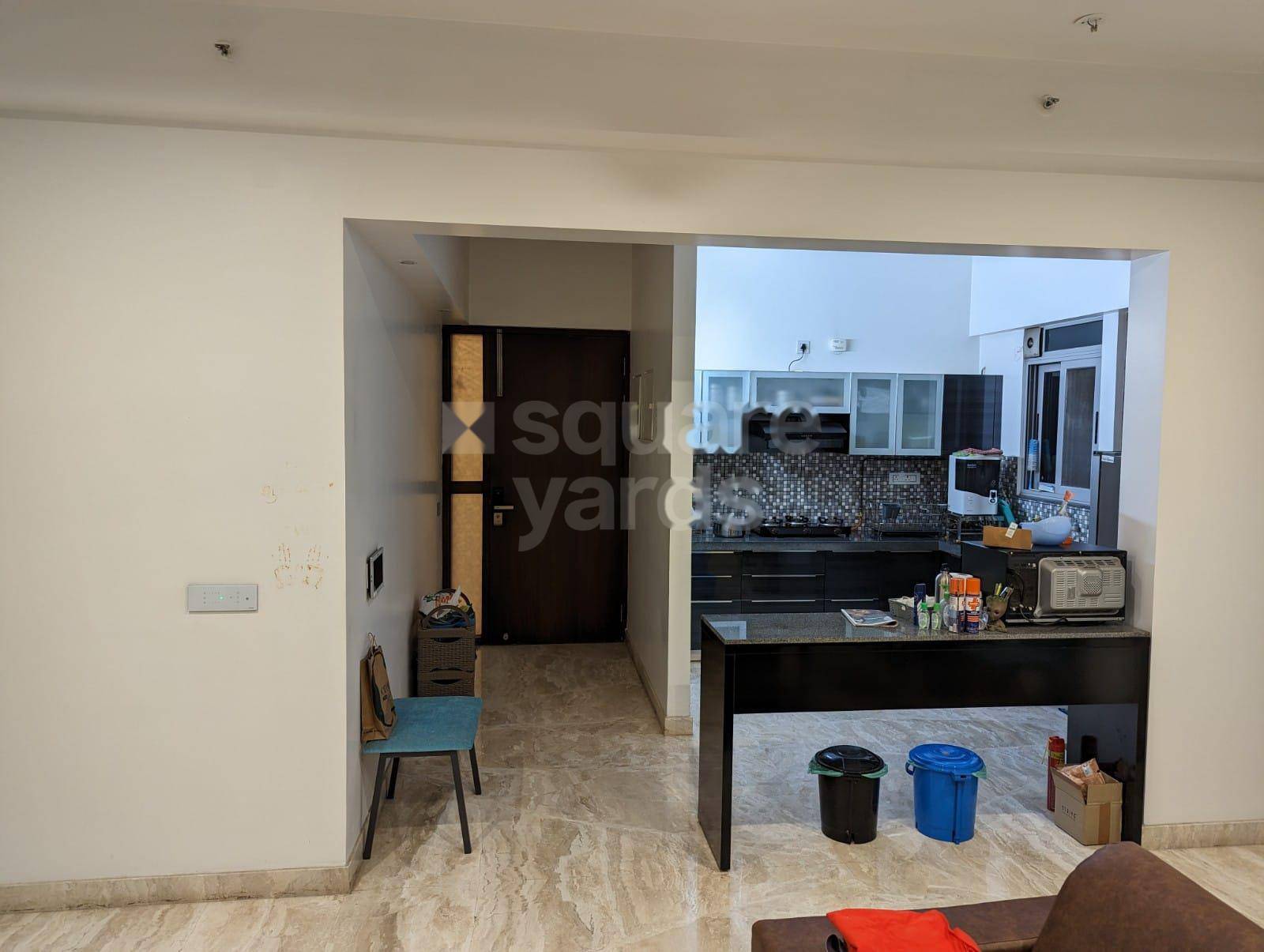 Rental 2 Bedroom 755 Sq.Ft. Apartment in Amanora Gateway Towers