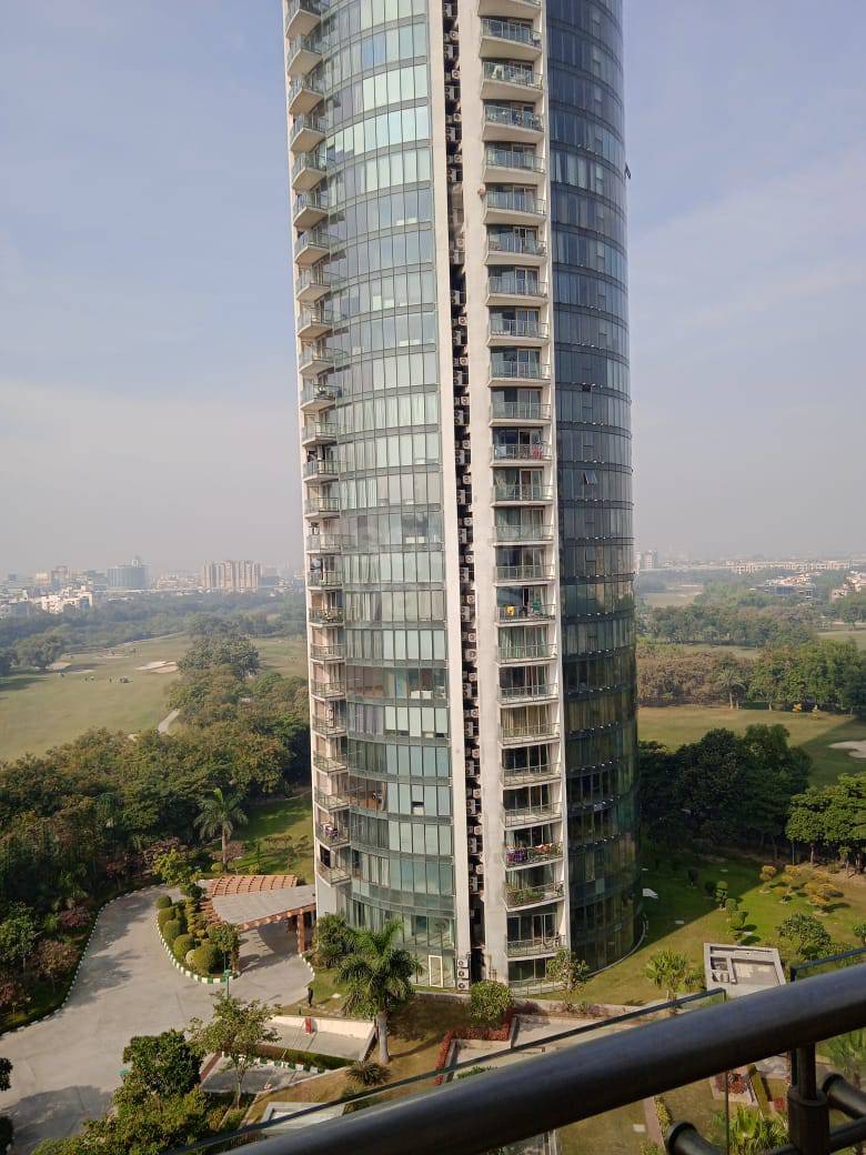 Resale 4 Bedroom 4100 Sq.Ft. Apartment in Jaypee Greens Jade Apartment
