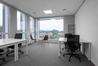 Commercial Office Space 60 Sq.Mt. For Rent In Sector 16 Noida 5107300