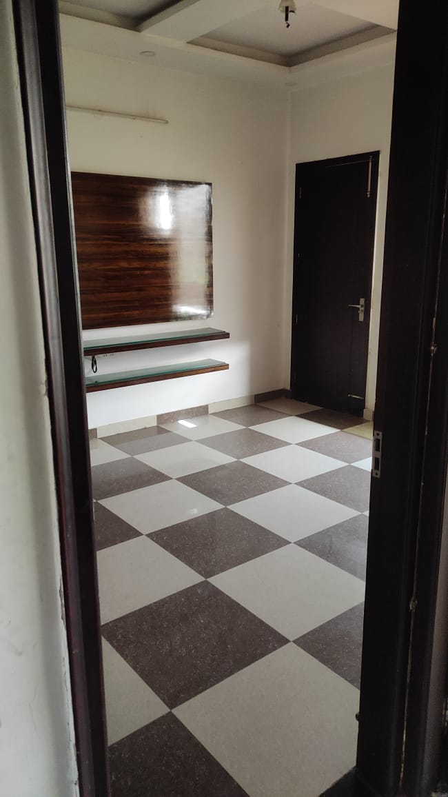 Rental 5 Bedroom 250 Sq.Ft. Independent House in Tdi City Panipat 5107830