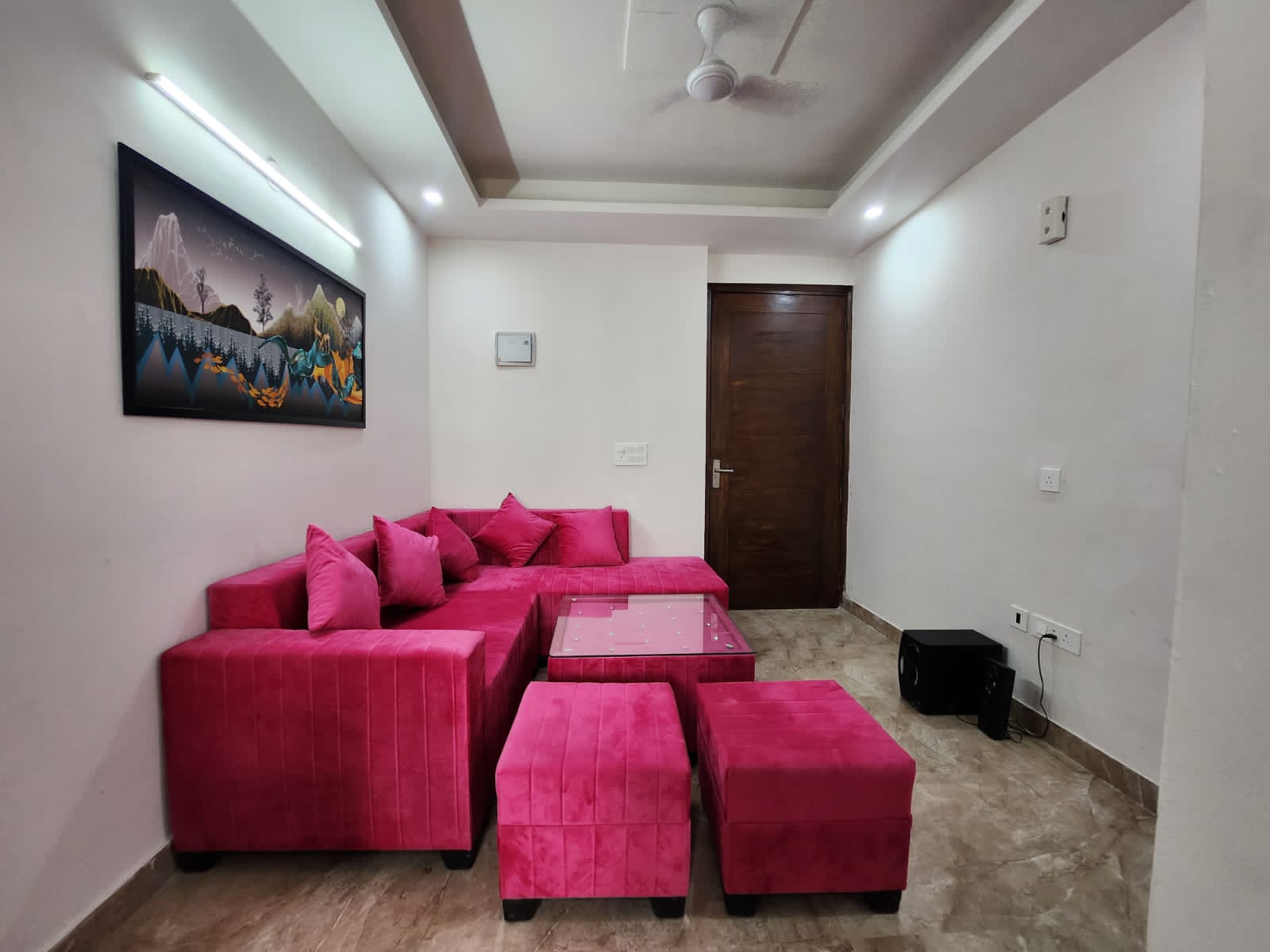 Rental 1 Bedroom 600 Sq.Ft. Apartment in Freedom Fighters Enclave, Saket Delhi 5292338