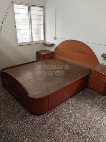 Bedroom in 2 BHK Apartment at Camp – for Rent