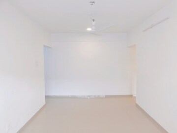 Room in 2 BHK Apartment at Camp – for Rent