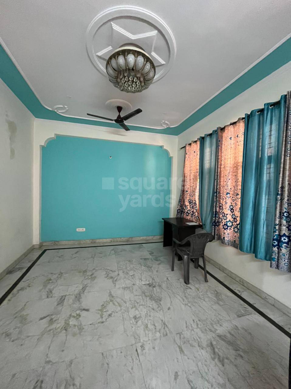 Rental 2 Bedroom 998 Sq.Ft. Apartment in Surya Apartment Noida, Sector