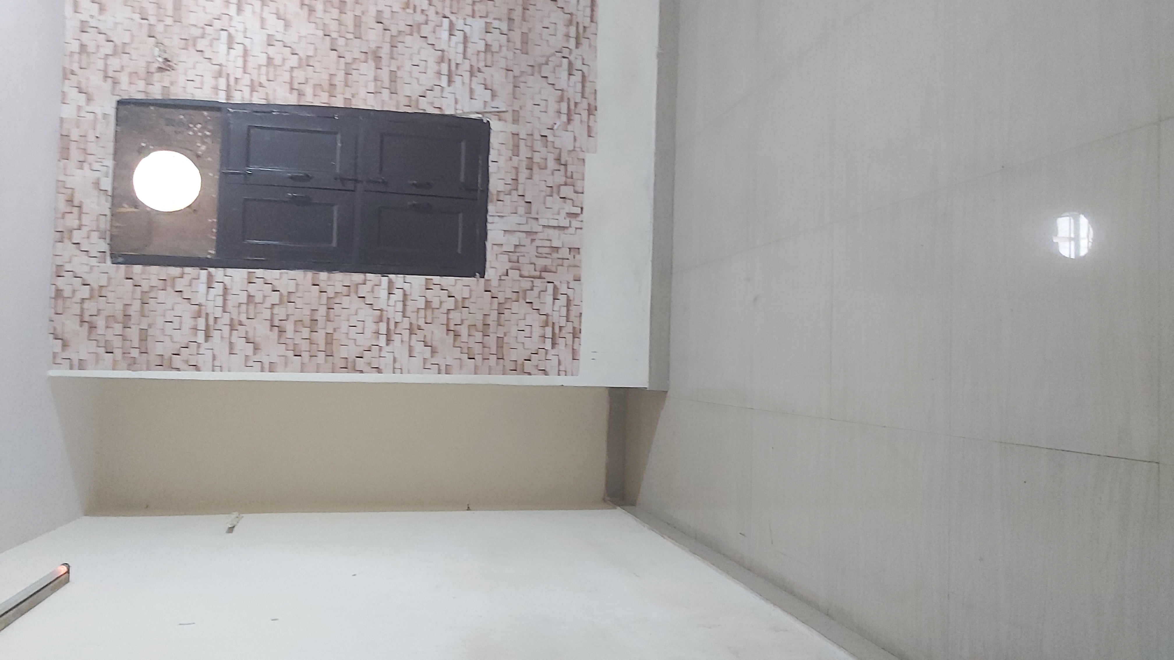 Rental Commercial Shop 200 Sq.Ft. in Mayur Vihar 1 Delhi 5290566
