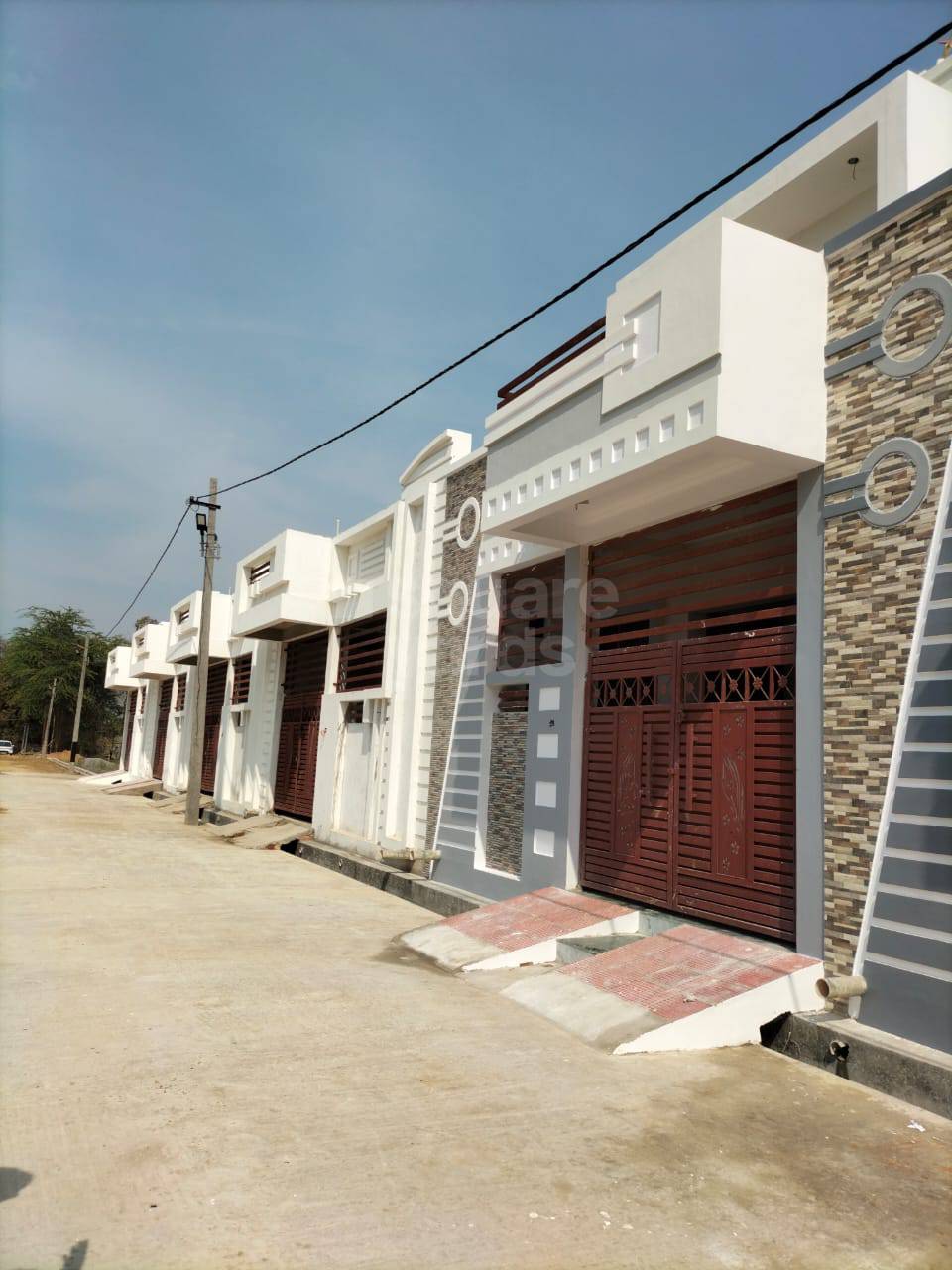 Resale 2 Bedroom 1650 Sq.Ft. Independent House in Budheshwar Lucknow