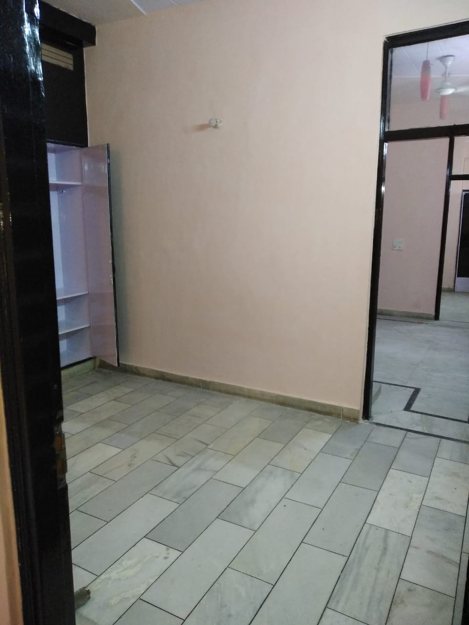 Rental 2 Bedroom 1000 Sq.Ft. Builder Floor in Lajpat Nagar I Delhi