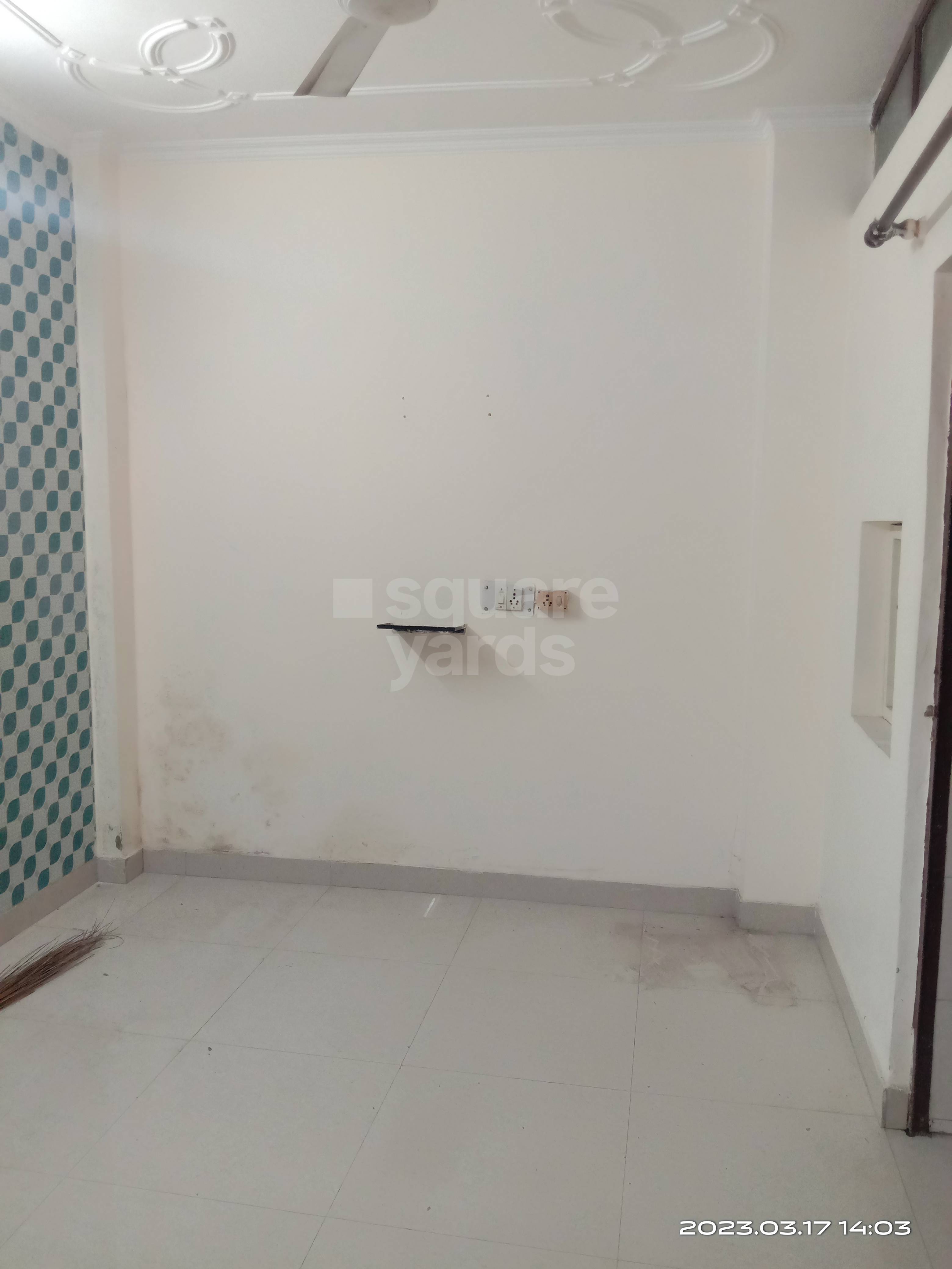 Rental 1 Bedroom 500 Sq.Ft. Apartment in DDA Akshardham Apartments