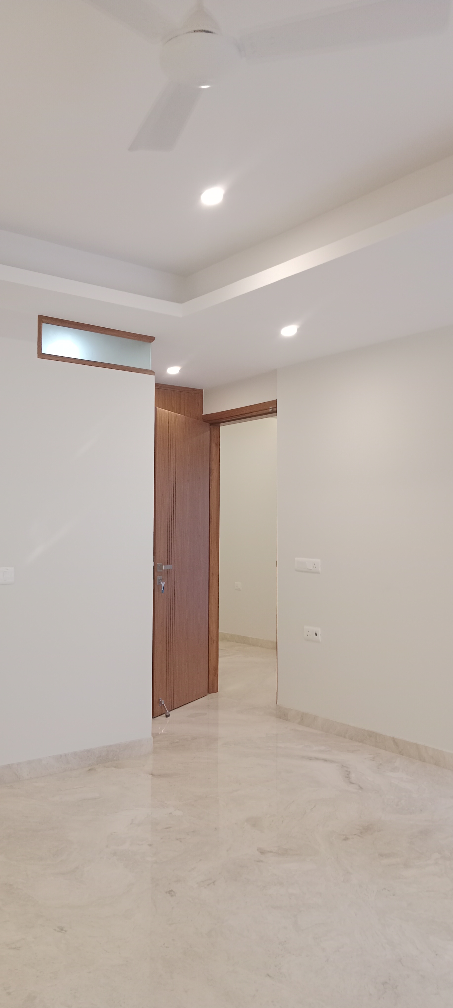 Rental 4 Bedroom 4500 Sq.Ft. Apartment in RWA Hauz Khas Block C 1, Hauz