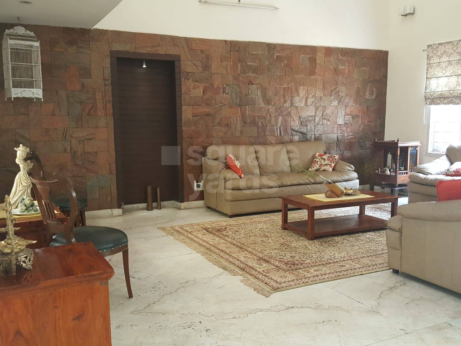 Resale 5 Bedroom 6000 Sq.Ft. Independent House in Banjara Hills