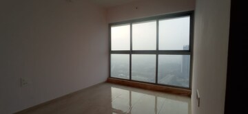Room in 2 BHK Apartment at Rajesh White City, Kandivali East – for Rent