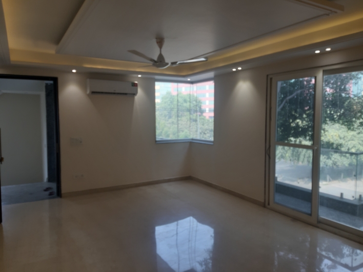 Rental 4 Bedroom 2400 Sq.Ft. Builder Floor in South City 1, Sector 41 Gurgaon 5143005