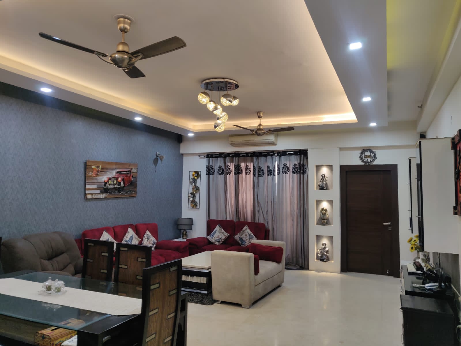 Rental 3 Bedroom 1950 Sq.Ft. Apartment in Emaar The Palm DriveThe