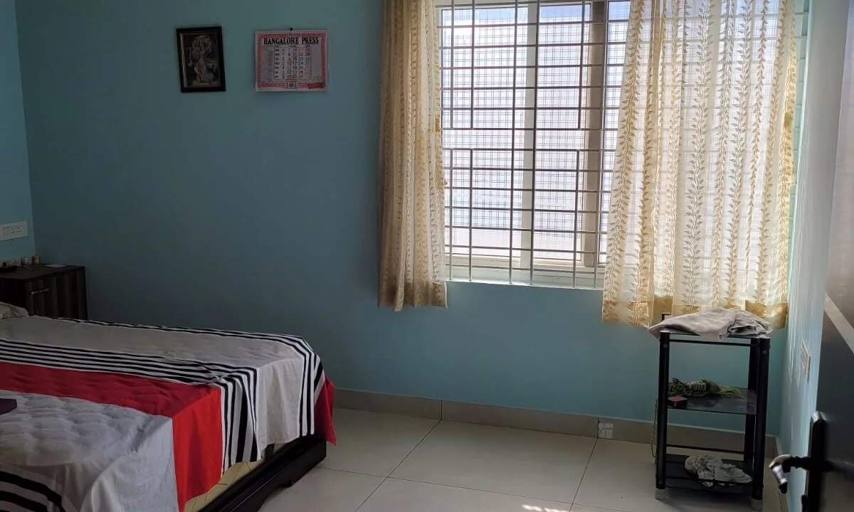 Resale 5 Bedroom 1200 Sq.Ft. Independent House in Hbr Layout Bangalore 5535968