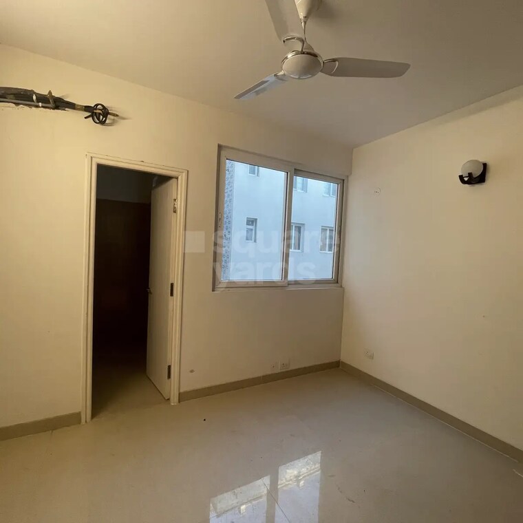Room, emaar-emerald-floors-premier 4 Bedroom 1975 Sq.Ft. Apartment In Sector 65 Gurgaon 10625953