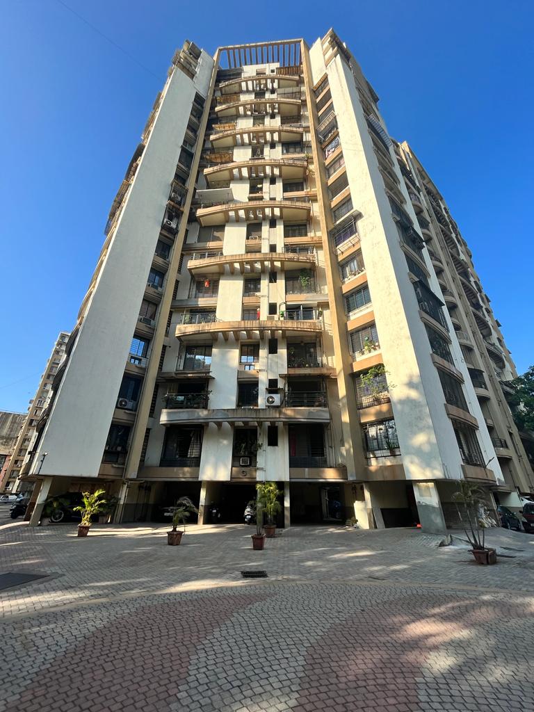 Rental 3 Bedroom 1400 Sq.Ft. Apartment in Kanakia Eternity Apartments, Teen Hath Naka Thane