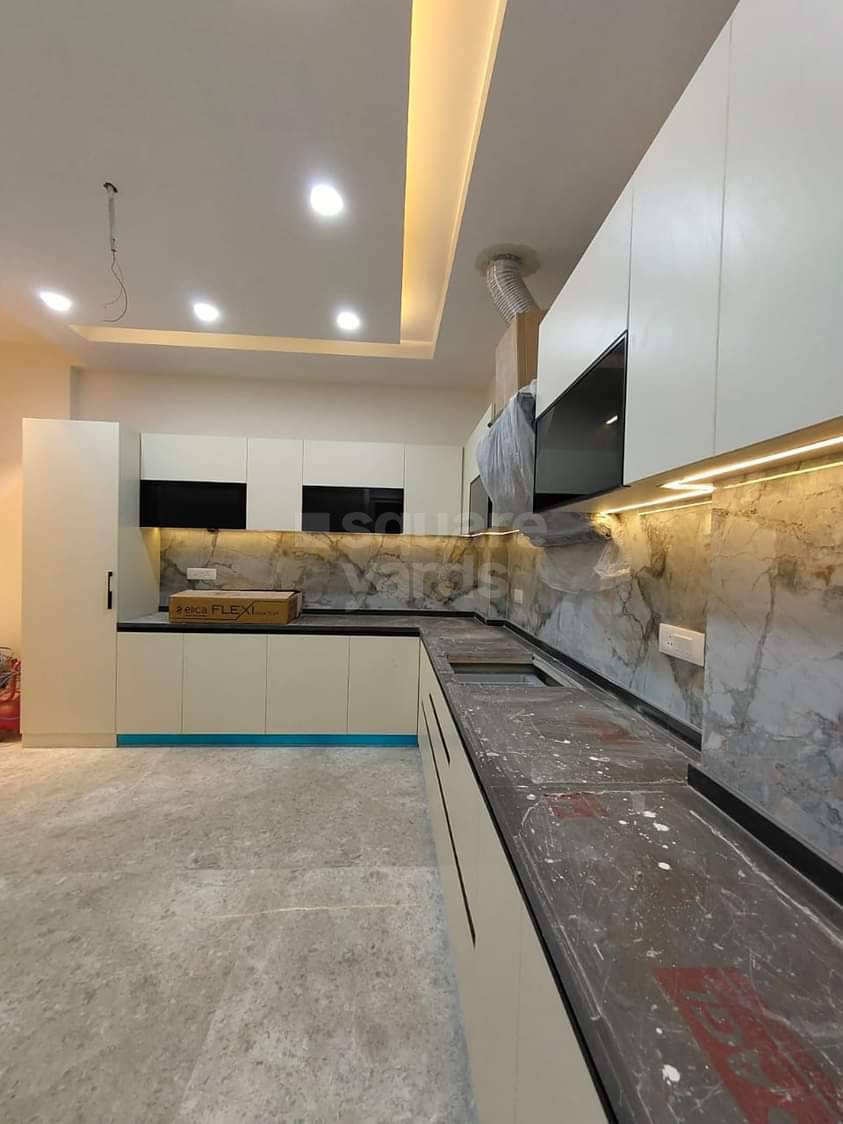 Resale 4 Bedroom 3420 Sq.Ft. Builder Floor in Mayfield Garden Gurgaon 5145951