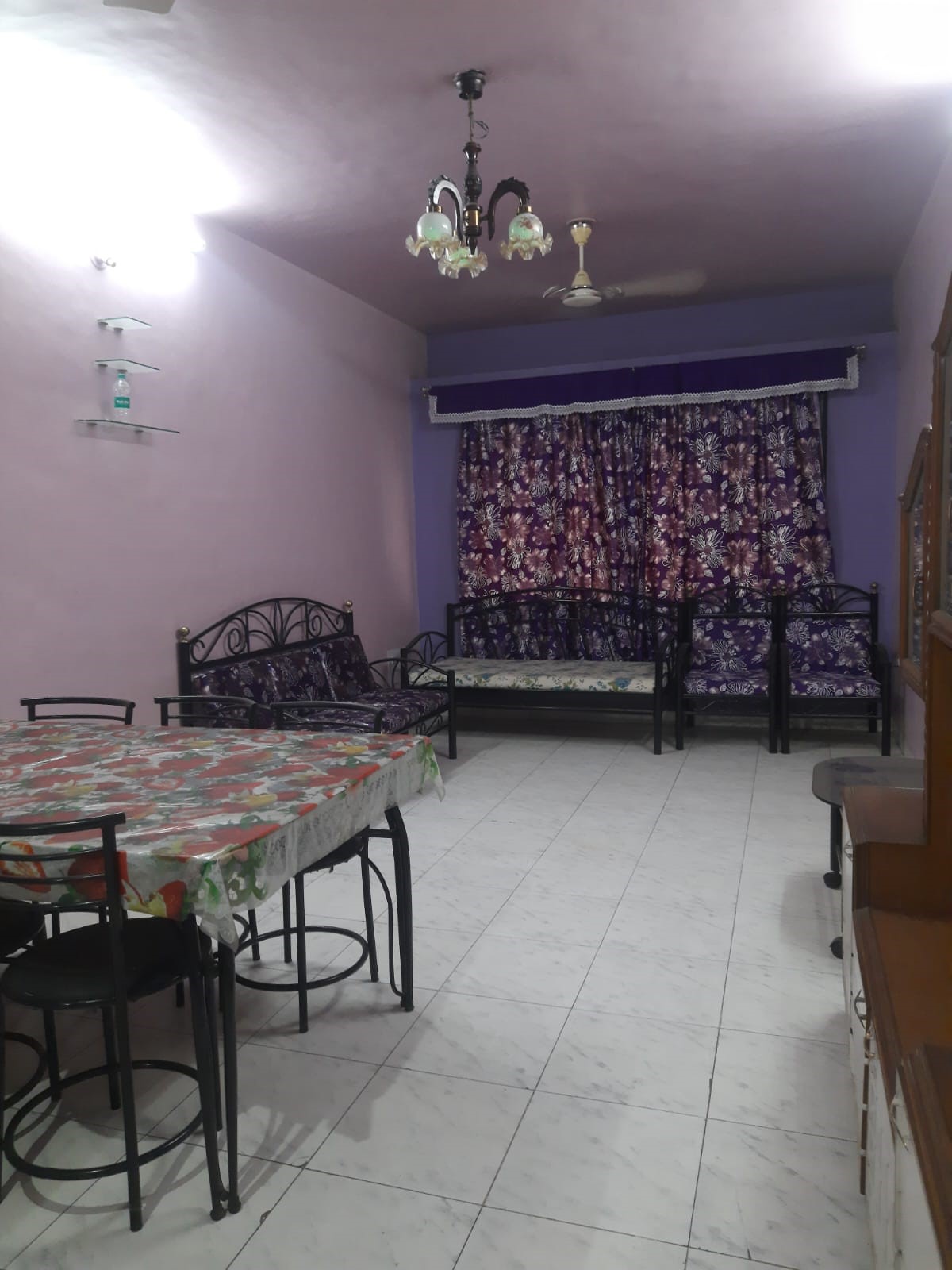 1 BHK + Extra Room 600 Sq.Ft. Apartment in Radiant Hill View