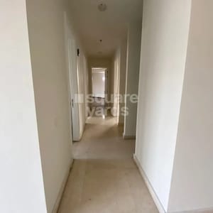 Room in 2 BHK Apartment at Ireo Victory Valley, Sector 67 – for Rent