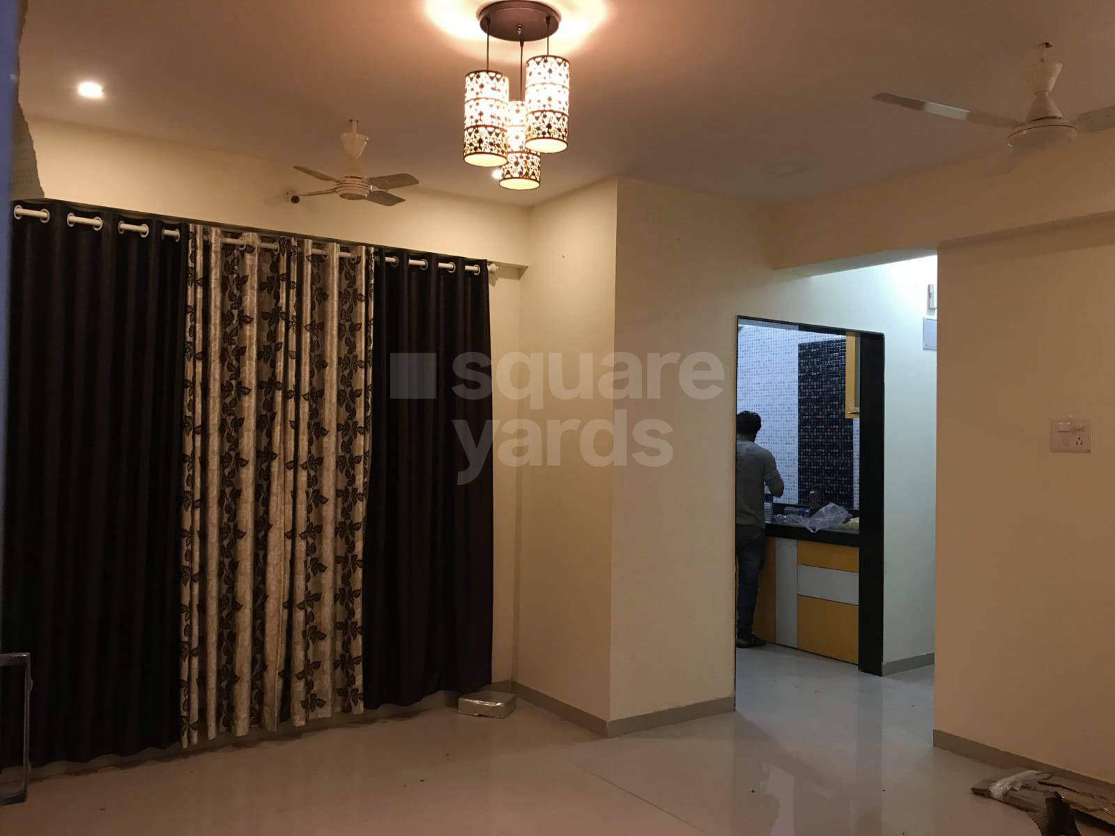 Resale 2 Bedroom 2000 Sq.Ft. Apartment in Space Royal Meadows Residency