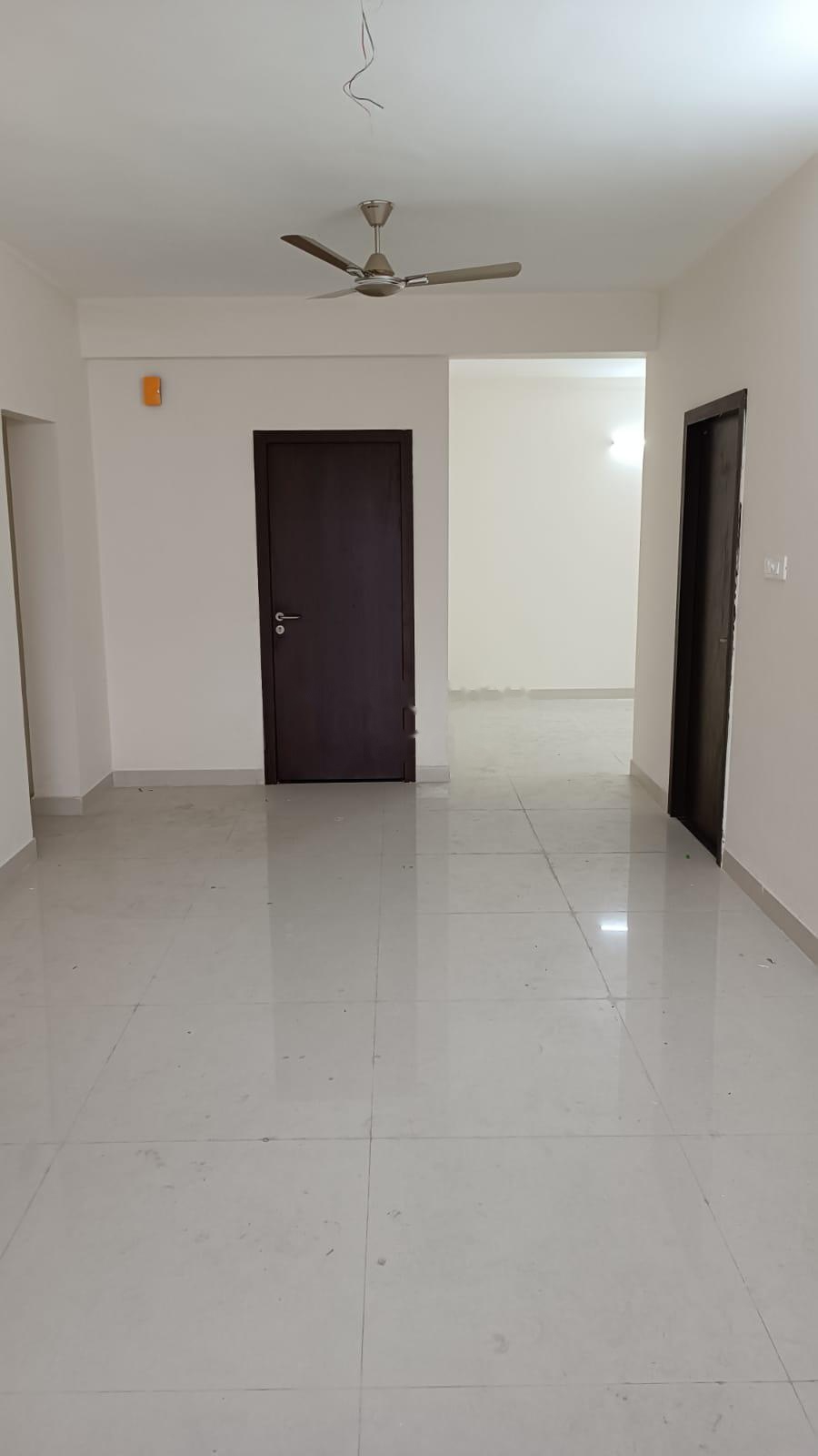 Rental 3 Bedroom 1200 Sq.Ft. Apartment in Reliance Jubilee, Tolichowki