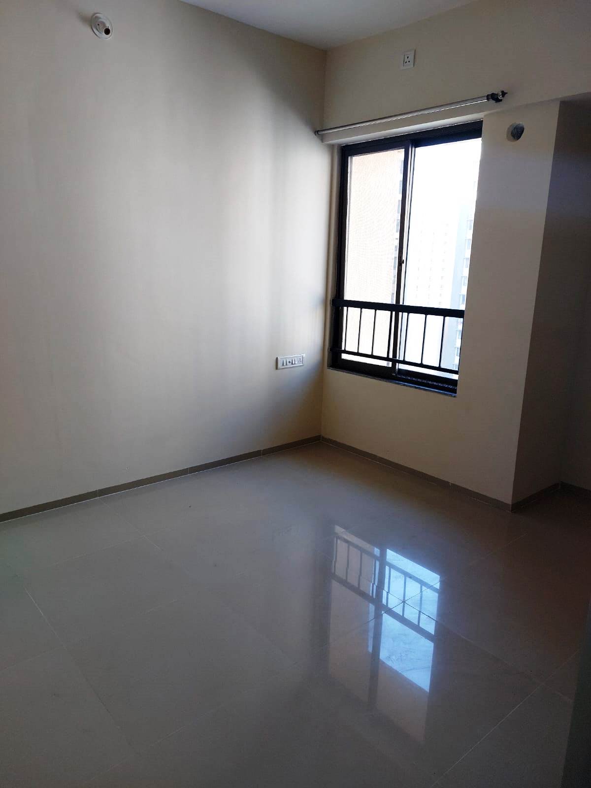 Rental 1.5 Bedroom 500 Sq.Ft. Apartment in Jain Shree Pandurang Gore
