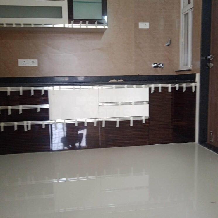 Kitchen, vertical-alcinia 3 Bedroom 1500 Sq.Ft. Apartment In Mohammadwadi Pune 5162359