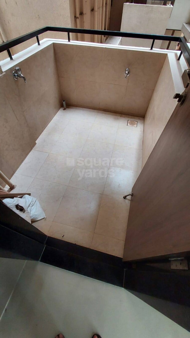 Balcony, vertical-alcinia 3 Bedroom 1500 Sq.Ft. Apartment In Mohammadwadi Pune 5162359