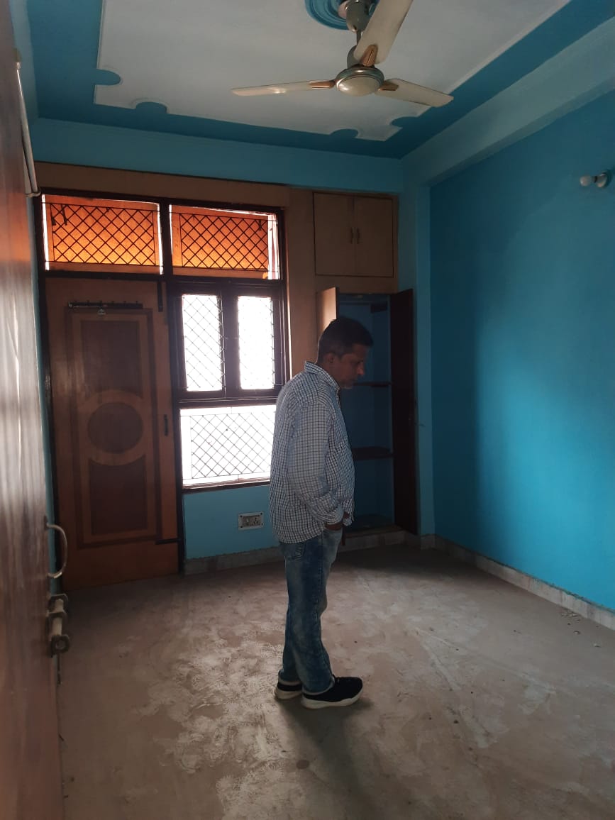 Resale 2 Bedroom 78 Sq.Mt. Independent House in Vasundhara Sector 10