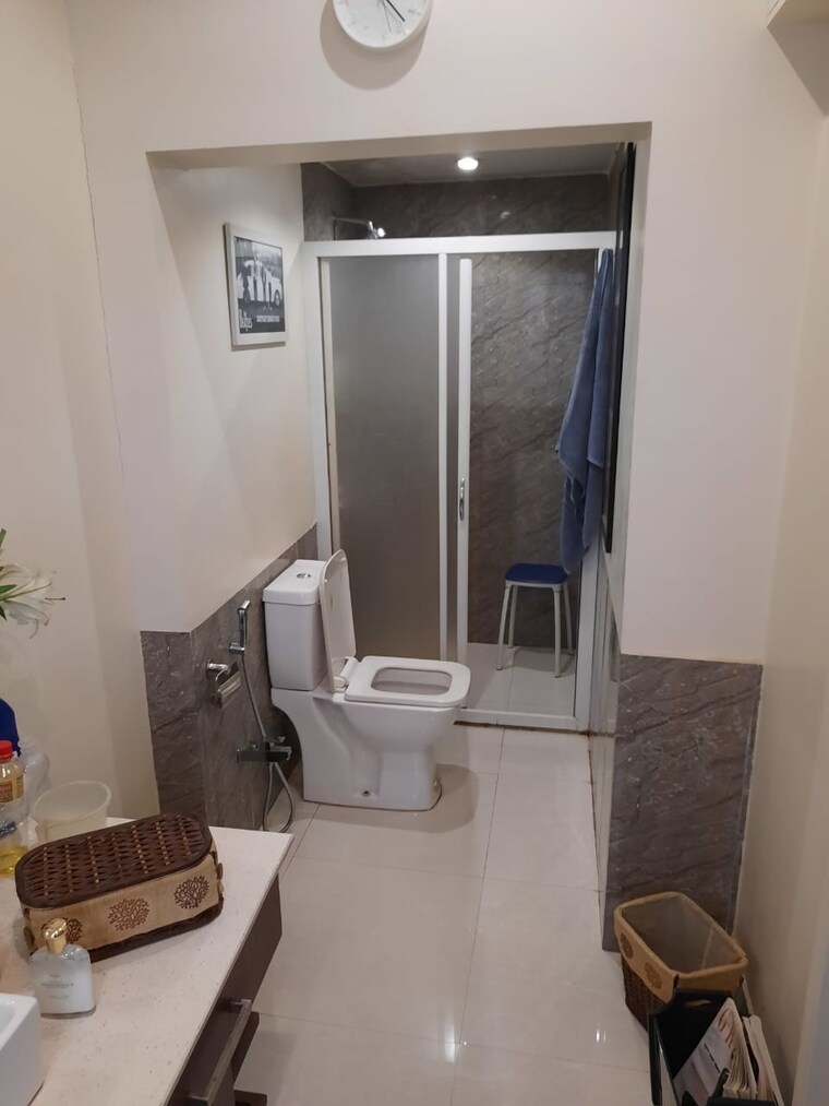 Bathroom, kolte-patil-green-acre 3 Bedroom 1800 Sq.Ft. Penthouse In Salunkhe Vihar Society Pune 5167055