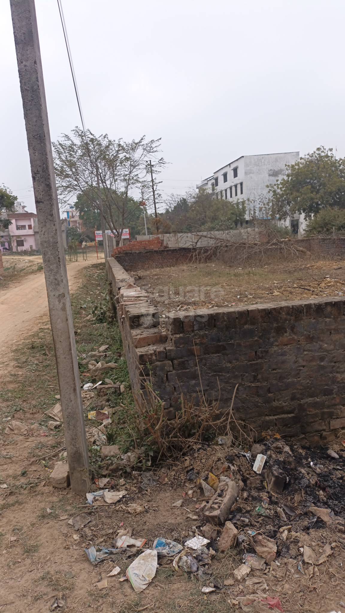 Resale 2400 Sq.Ft. Plot in Chowk Lucknow 5168160