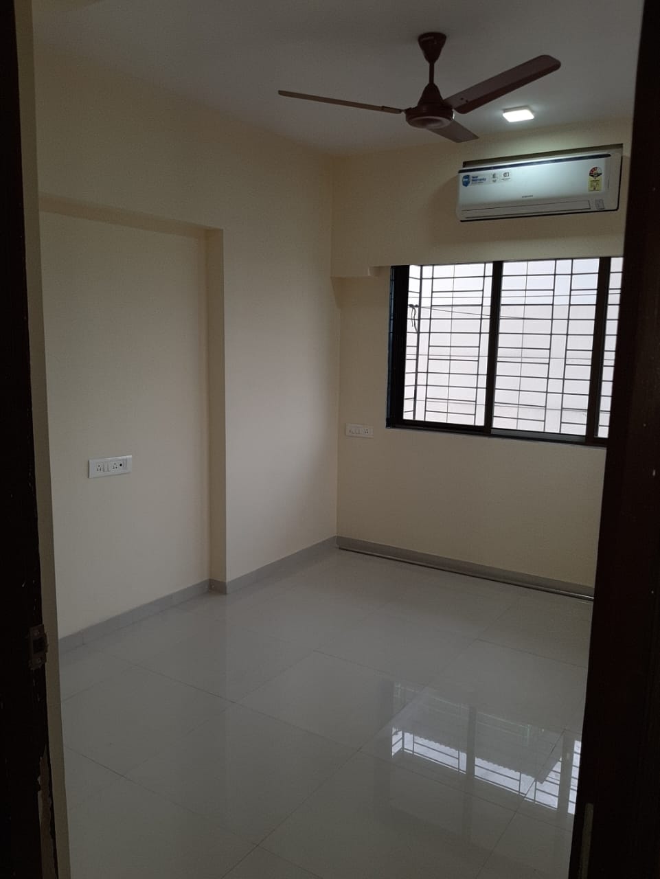 Rental 2 Bedroom 650 Sq.Ft. Apartment in Radhika Residency Tilak Nagar