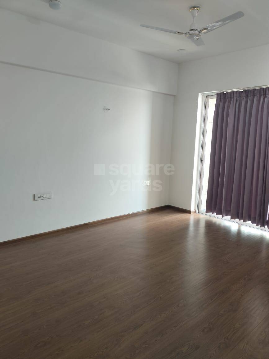 Rental 3.5 Bedroom 1450 Sq.Ft. Apartment in Lodha Belmondo Sawgrass A, Gahunje Pune 5177894