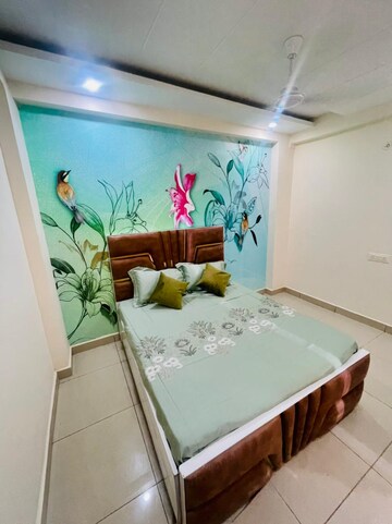 Room in 3 BHK Apartment at Vivek Vihar – for Rent