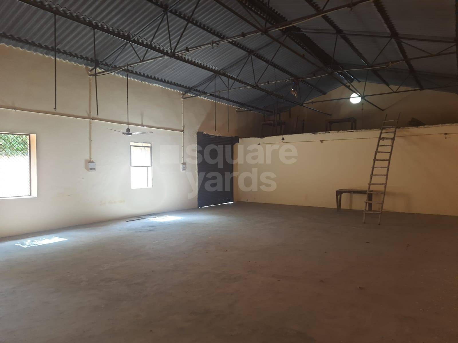 Rental Commercial Warehouse 3000 Sq.Ft. in Sahibabad Industrial Area