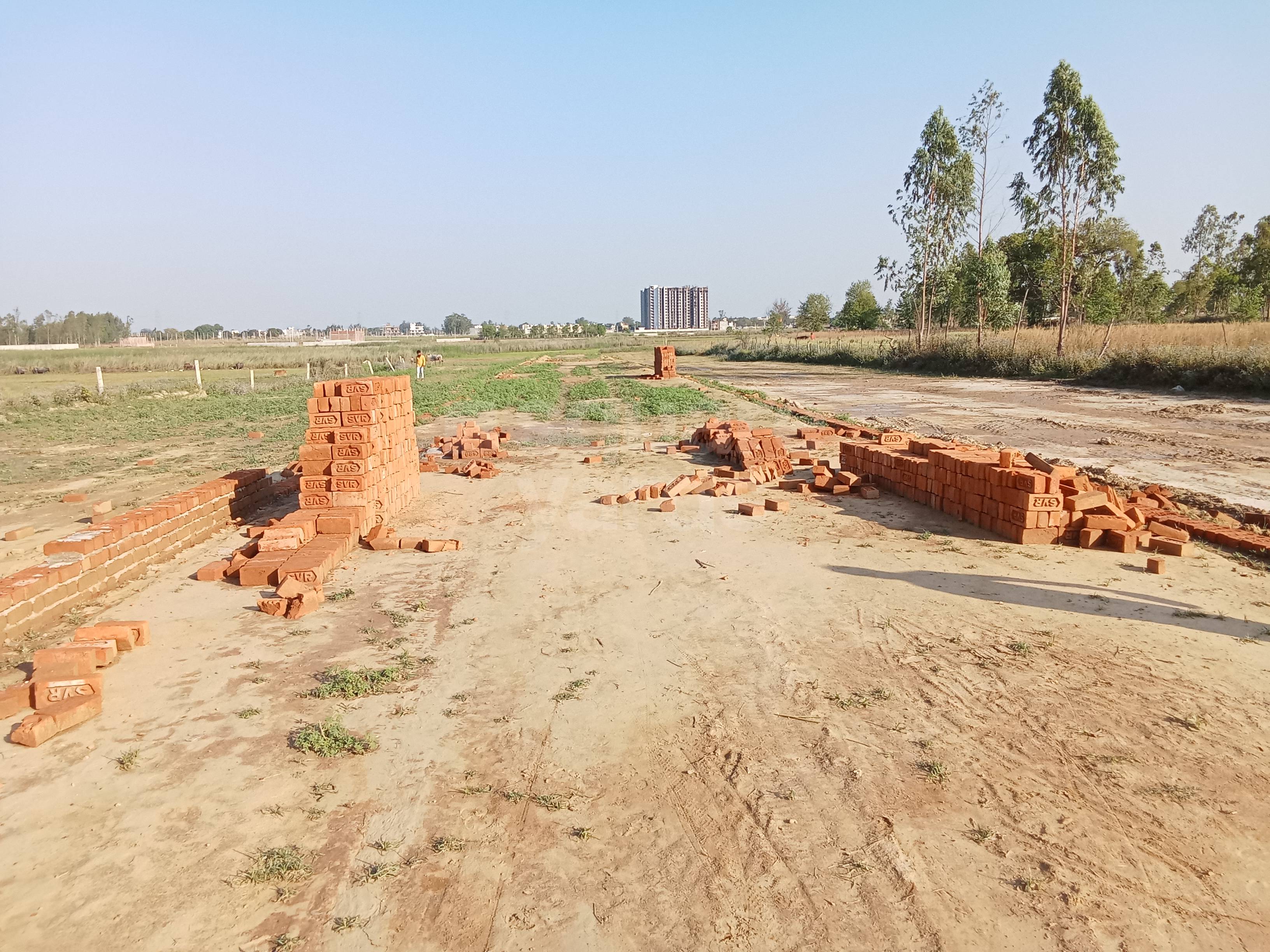 Resale 1250 Sq.Ft. Plot in Lalbagh Lucknow 5180704