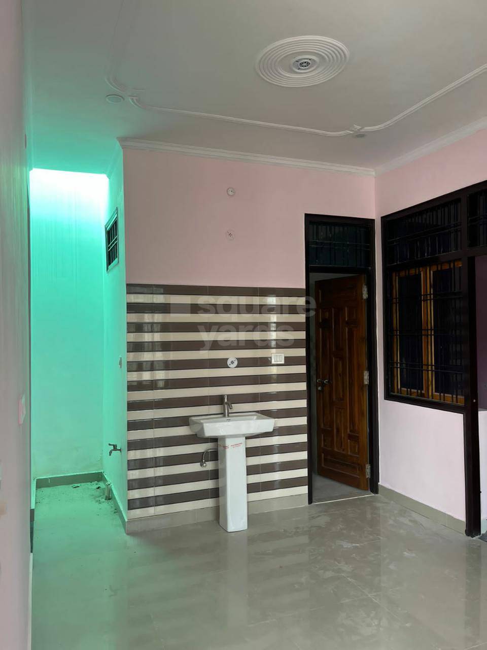 Resale 3 Bedroom 1000 Sq.Ft. Independent House in Kanpur Road Lucknow