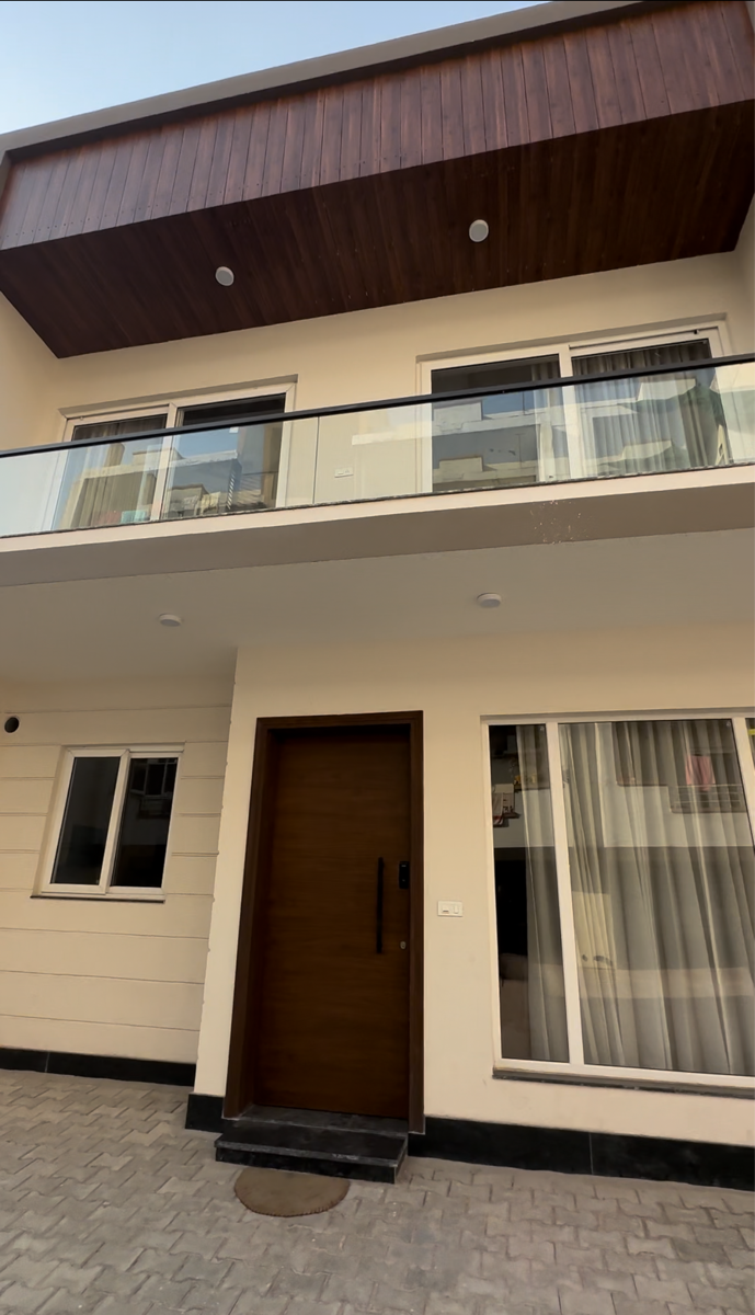 Resale 4 Bedroom 114 Sq.Yd. Independent House in MS Enclave Zirakpur