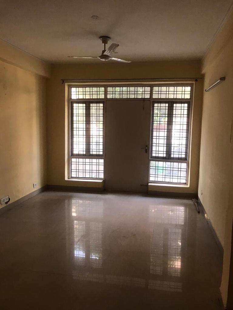 Rental 3 Bedroom 1500 Sq.Ft. Builder Floor in Today Princeton Floors