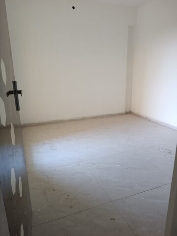 Room in 1 BHK Apartment at Taloja Sector 14 – for Sale