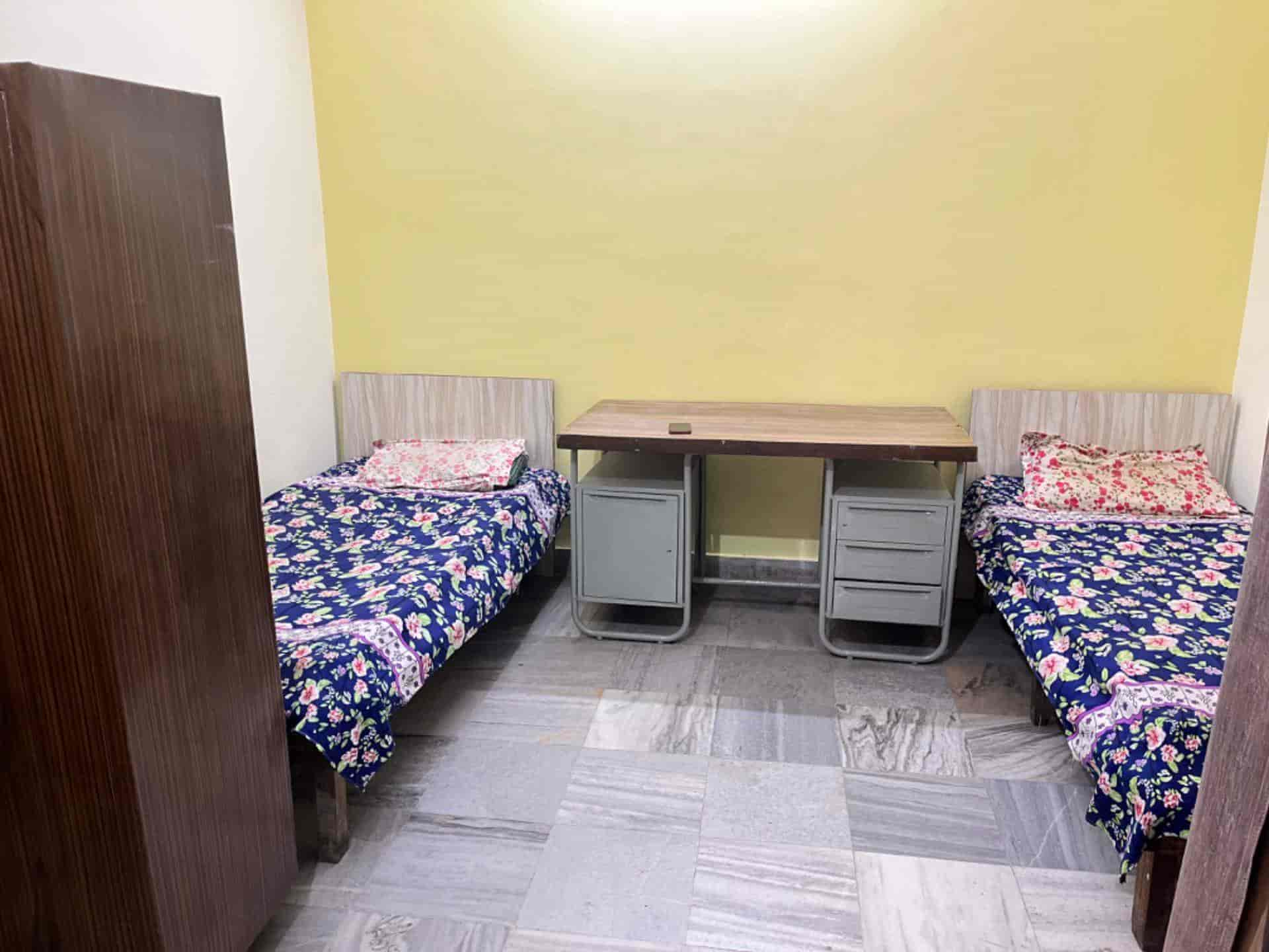 Delhi Mukherjee Nagar Room Rent For Student Student pg for Girls, Hostels in Mukherjee Nagar, Delhi - 5155735