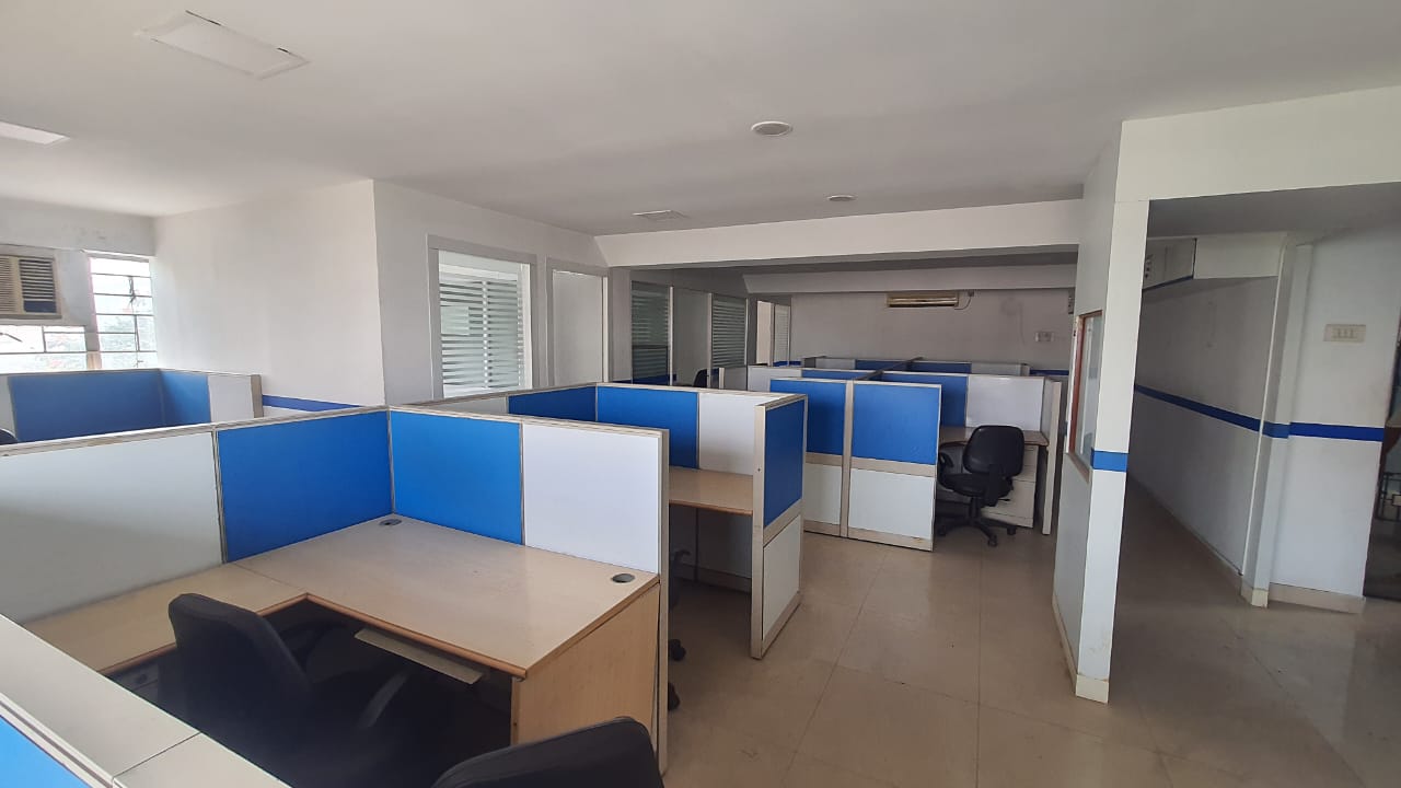 Rental Commercial Office Space 1500 Sq.Ft. in Minto Park Kolkata 5196400