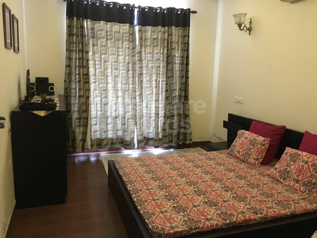 Resale 4 Bedroom 4300 Sq.Ft. Penthouse in Central Park IIBellevue