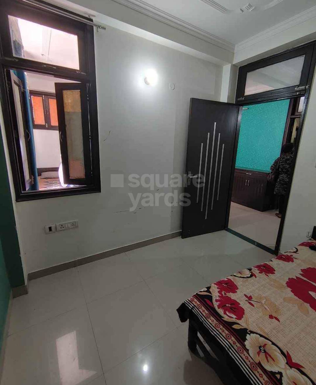 Rental 1 Bedroom 750 Sq.Ft. Apartment in Paryatan Apartments