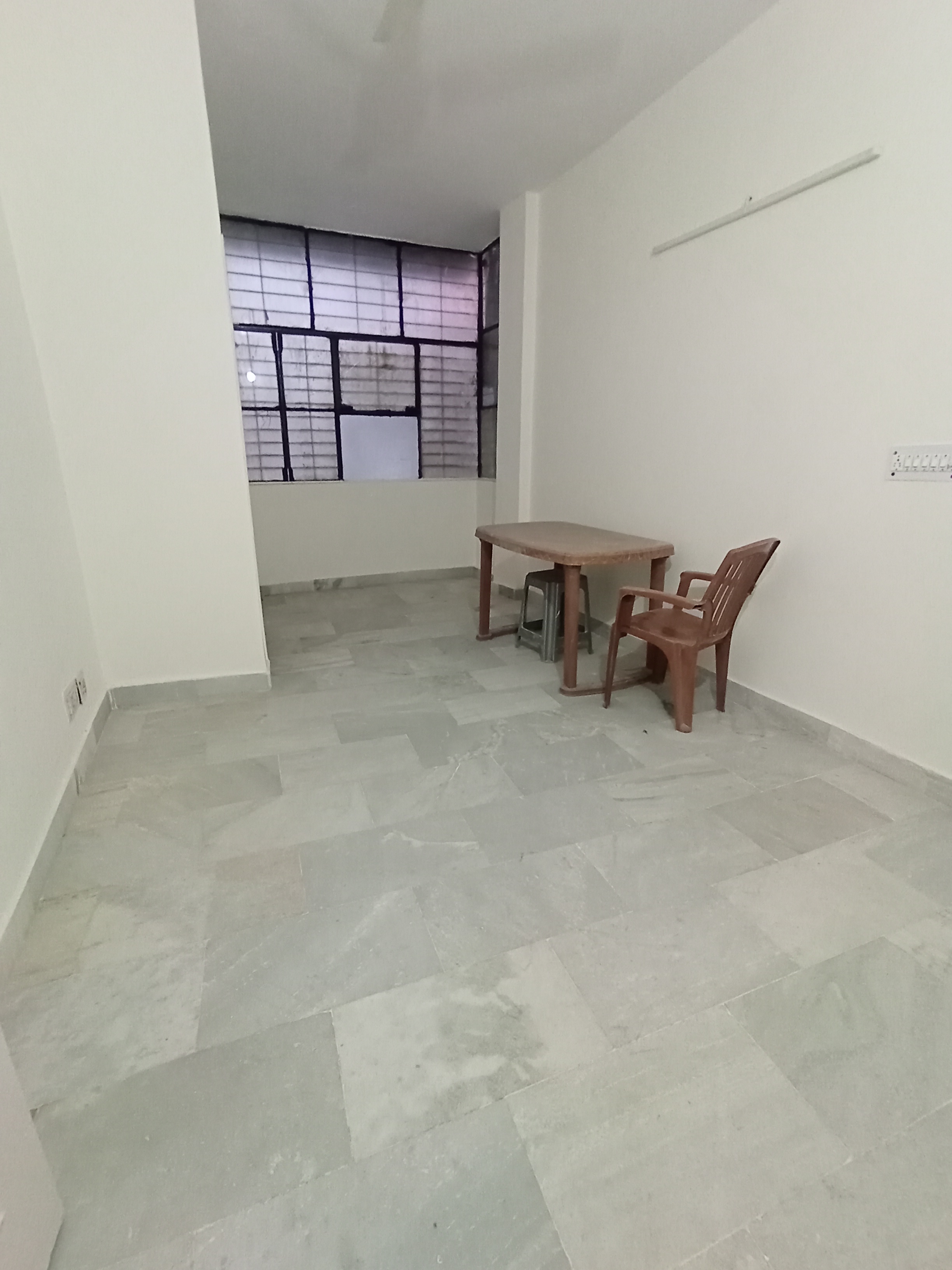 Rental 2 Bedroom 700 Sq.Ft. Builder Floor in RWA Khirki Extension Block