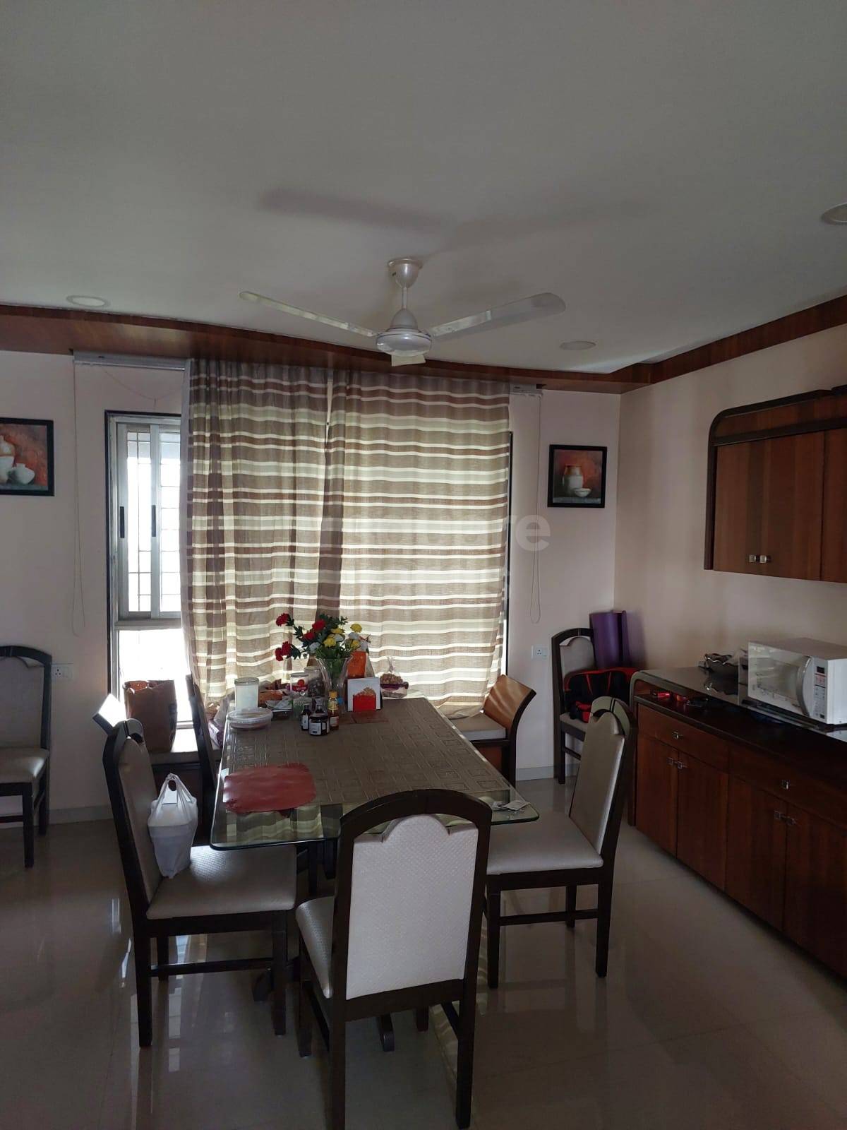 4 BHK + Extra Room Apartment For Sale in Alcon Royce