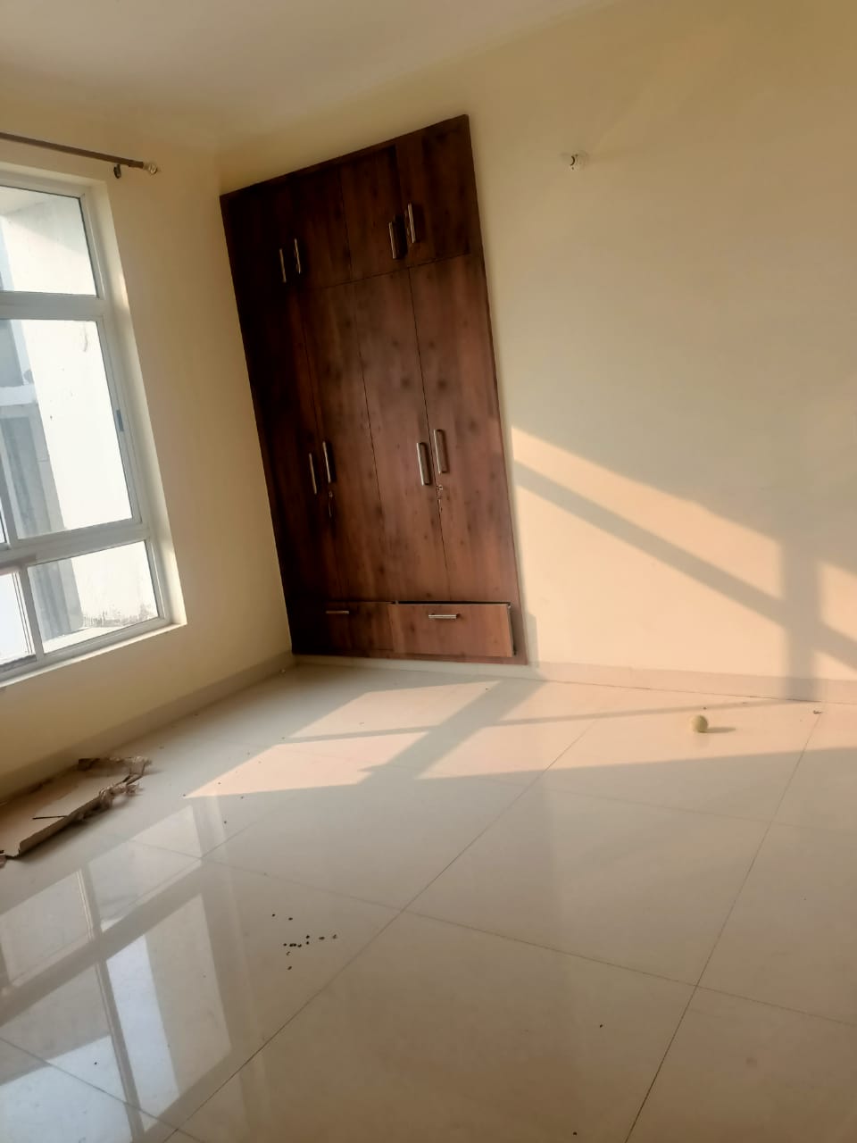 Rental 3 Bedroom 1577 Sq.Ft. Apartment in Omaxe Heights Gomti Nagar